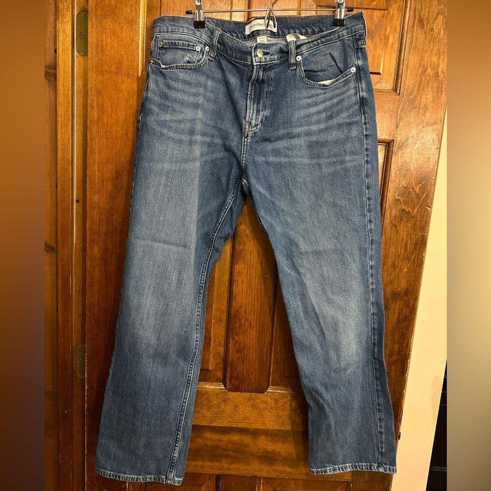 Calvin Klein Jeans Men's Straight Fit in Denim Blue Size 34 X 30